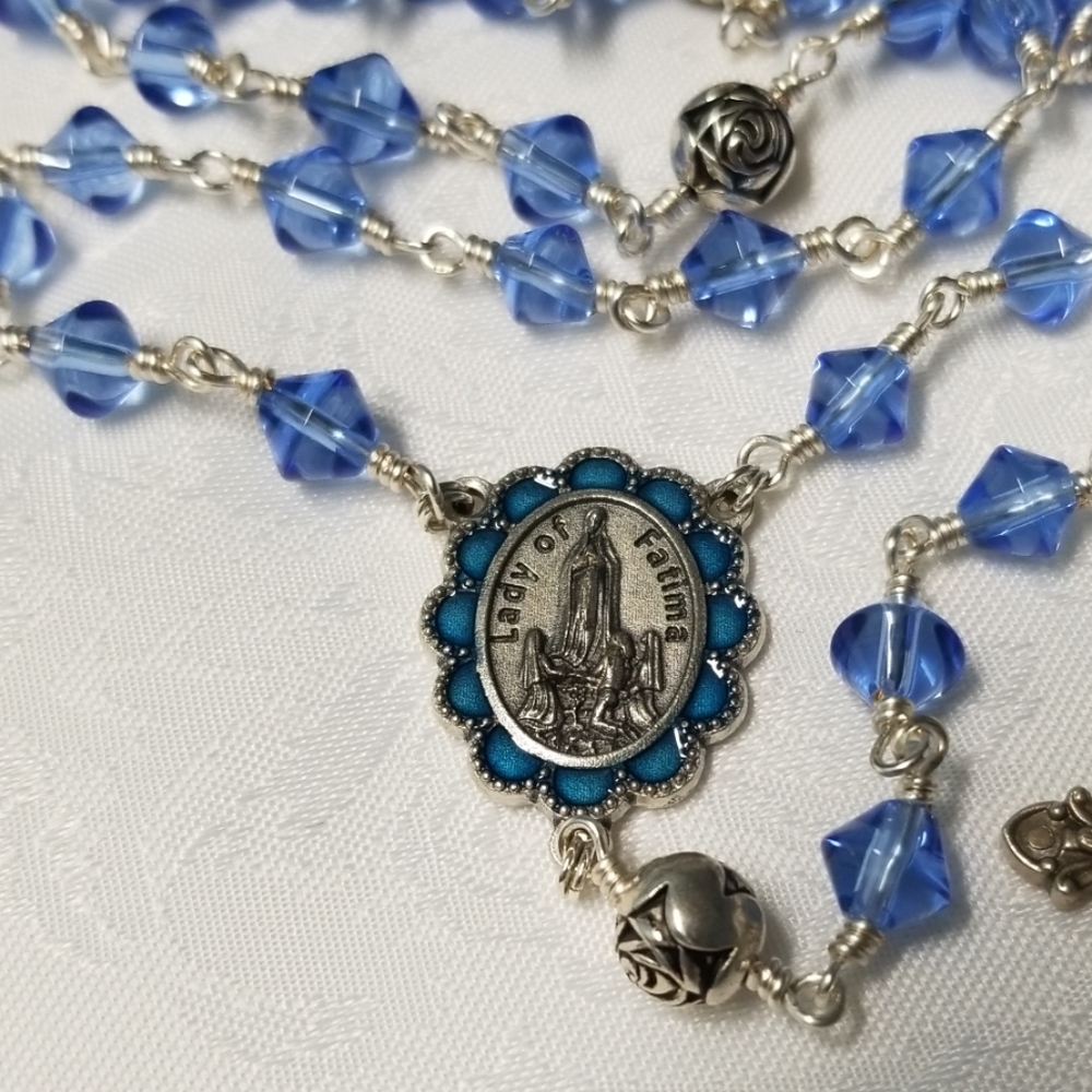 **SOLD**Our Lady of Fatima Rosary! - Picture 2 of 3